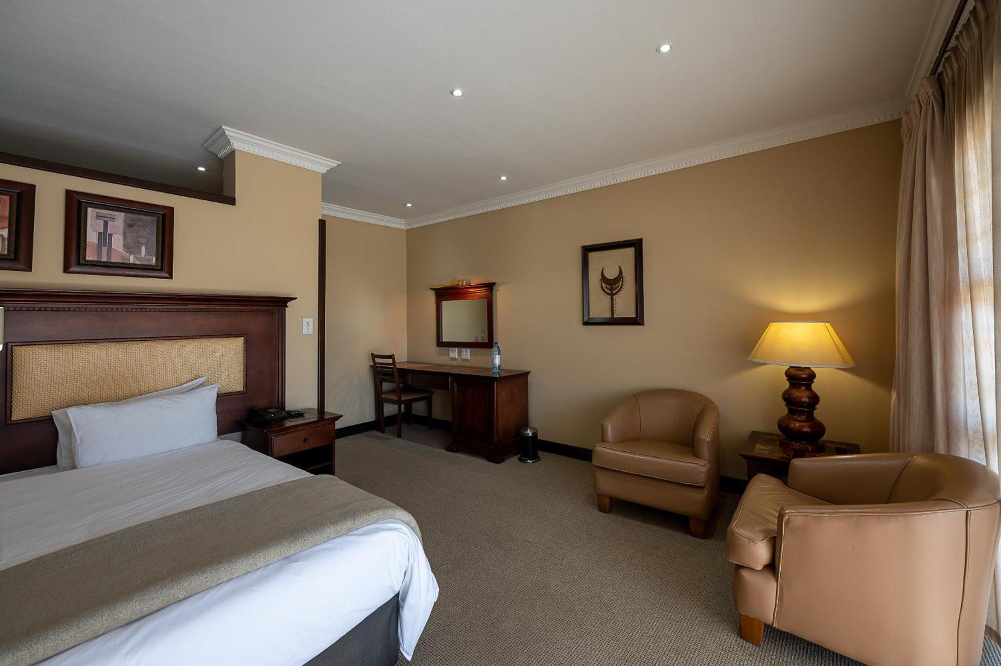 Cathedral Peak Hotel Winterton Eksteriør billede